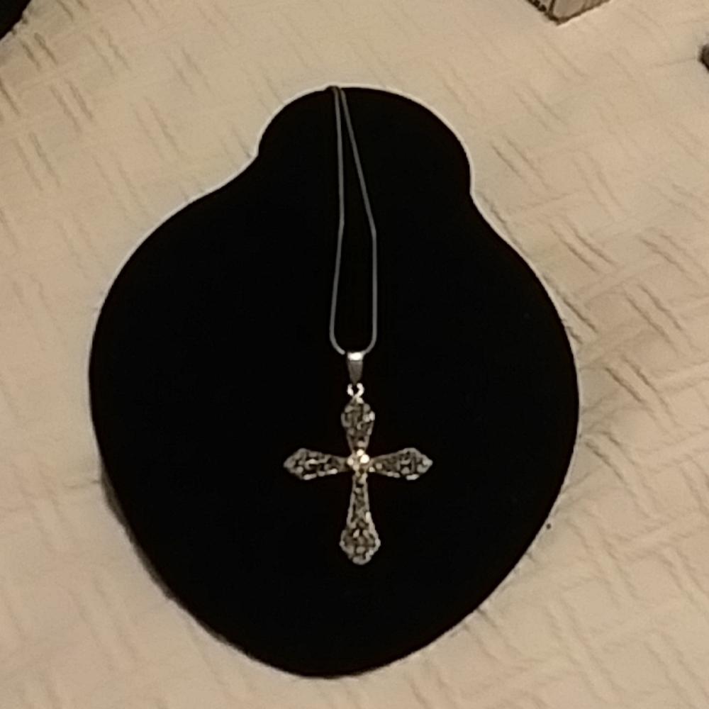 Vintage Silver Womens Cross